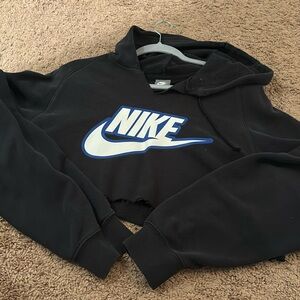 Nike cute cropped hoodie